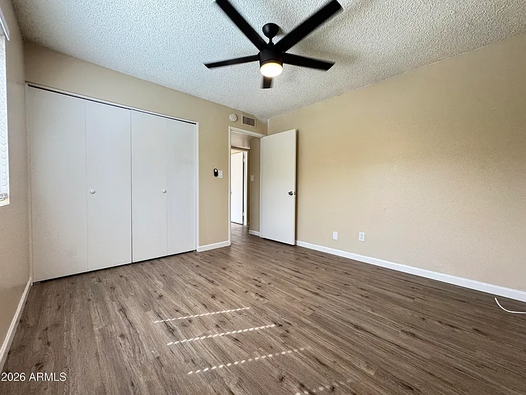 2506 E 5th Pl — Photo 9