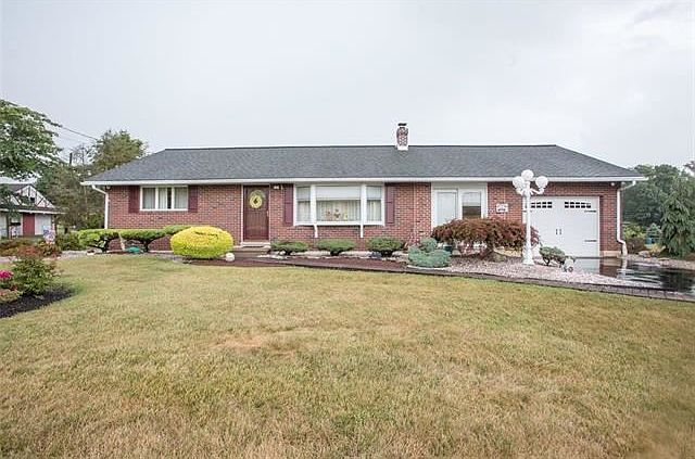 1st image of 3560 Lehigh Dr