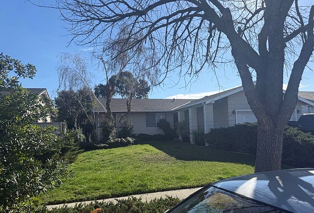 Must See ! Large, Beautiful , Executive Home for Rent