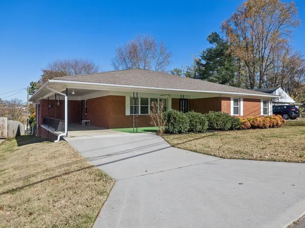 832 E Ellis St, Jefferson City, TN 37760