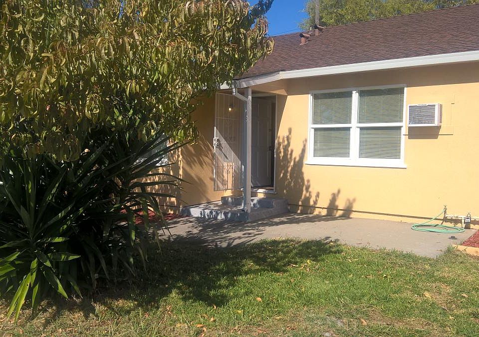 1st image of 5213 Gordon Dr