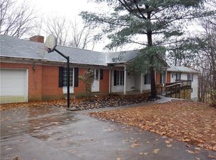 17459 Galehouse Rd, Doylestown, OH 44230