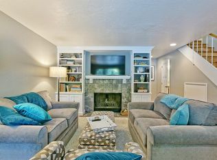 624 E Main St, Ashland, OR 97520