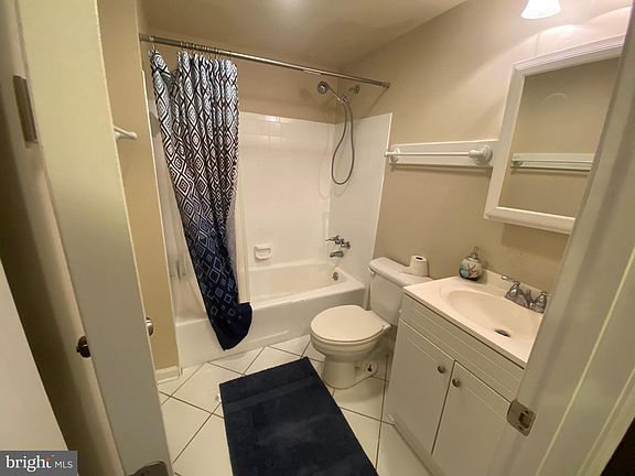 3rd image of 7 Patton Ln