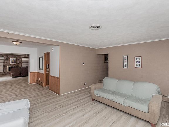 5th image of 502 S Mississippi St