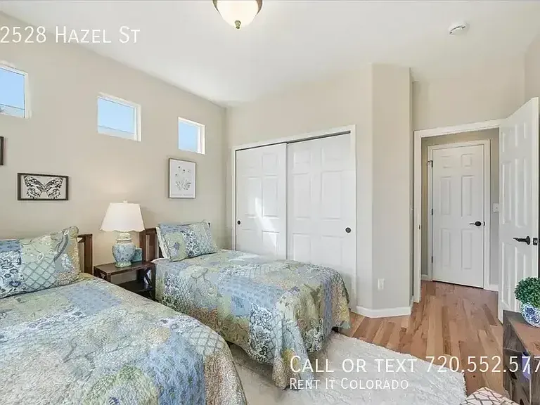 12528 Hazel St — Photo 8