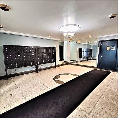 4th image of 2501 Morris Ave #2H