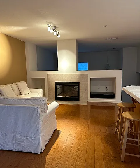 365 Pacific Dr — Photo 4