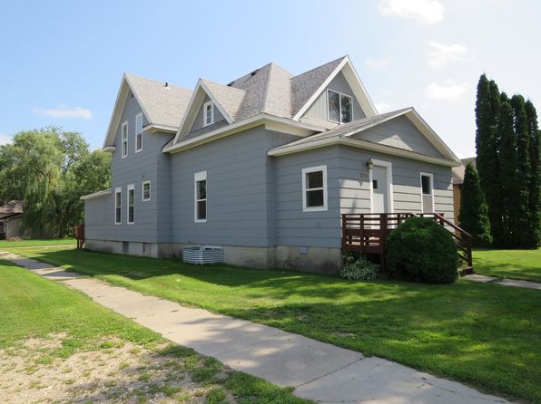 230 11th St N, Breckenridge, MN 56520