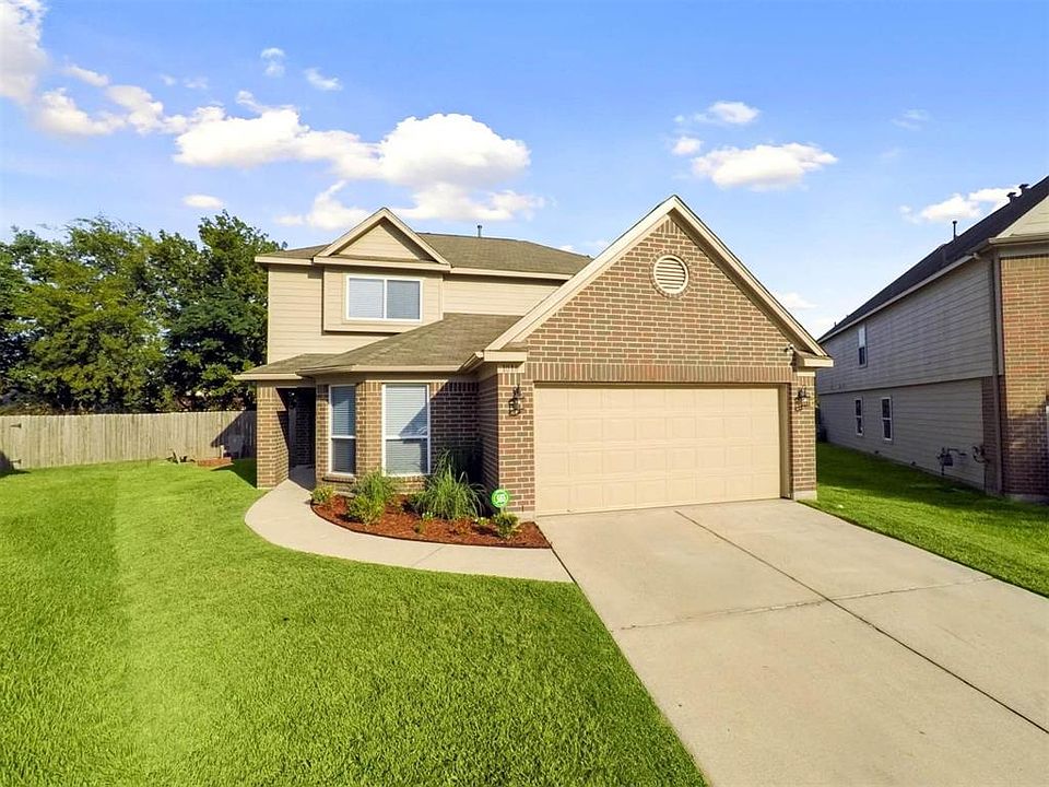 1st image of 1018 Thicket Hill Ct