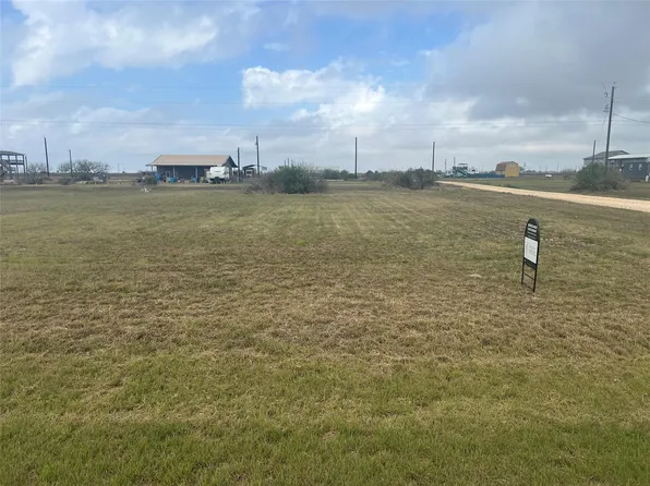 61 Sea Horse Dr Lot 61, Palacios, TX 77465