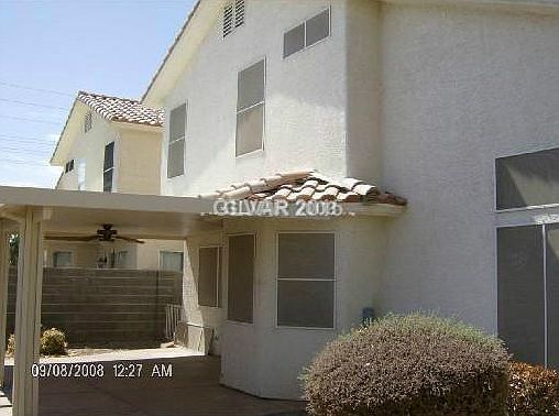 2nd image of 3204 Crescendo St