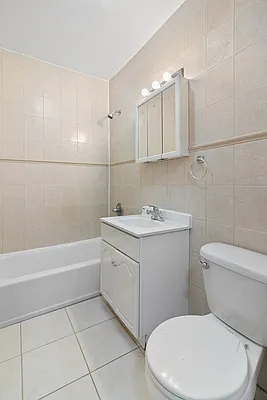 Rented by Compass | media 9