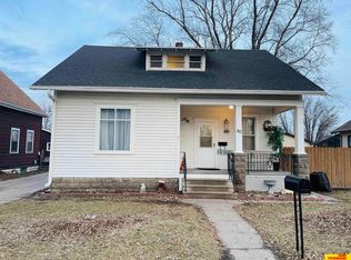 86 S Maple St, Fremont, NE 68025