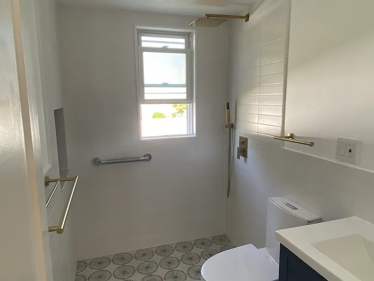 12 Moore Pl #1 — Photo 4