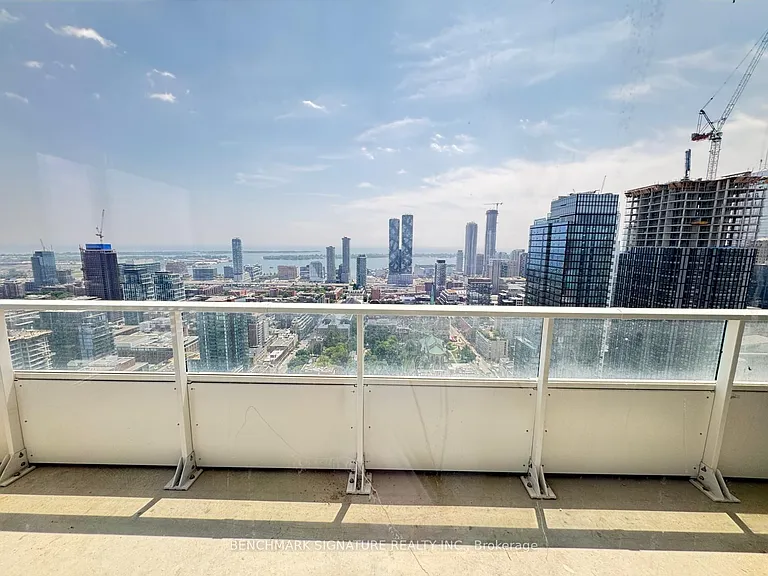 88 Queen St E #4603 — Photo 16