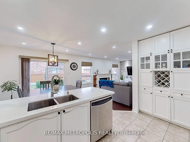 1505 Pennel Dr #UPPER — Photo 19