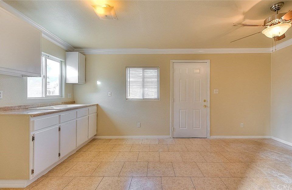 1st image of 40953 Acacia Ave #B