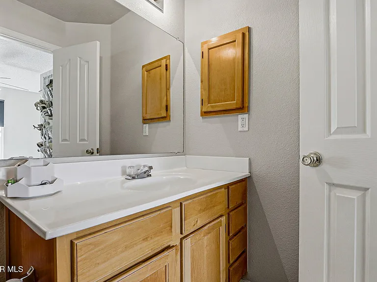 12928 Alfredo Apodaca — Photo 34