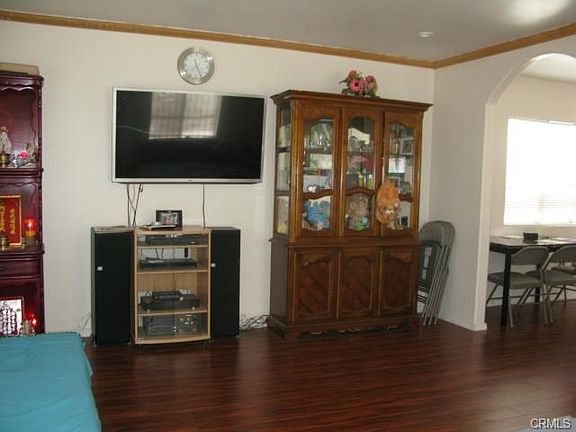 3rd image of 2514 Del Mar Ave