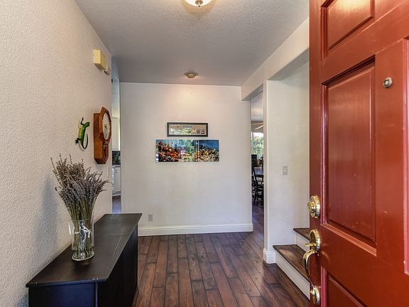 2nd image of 7526 Westover Ct