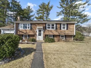 74 Hamilton Dr, Pembroke, MA 02359
