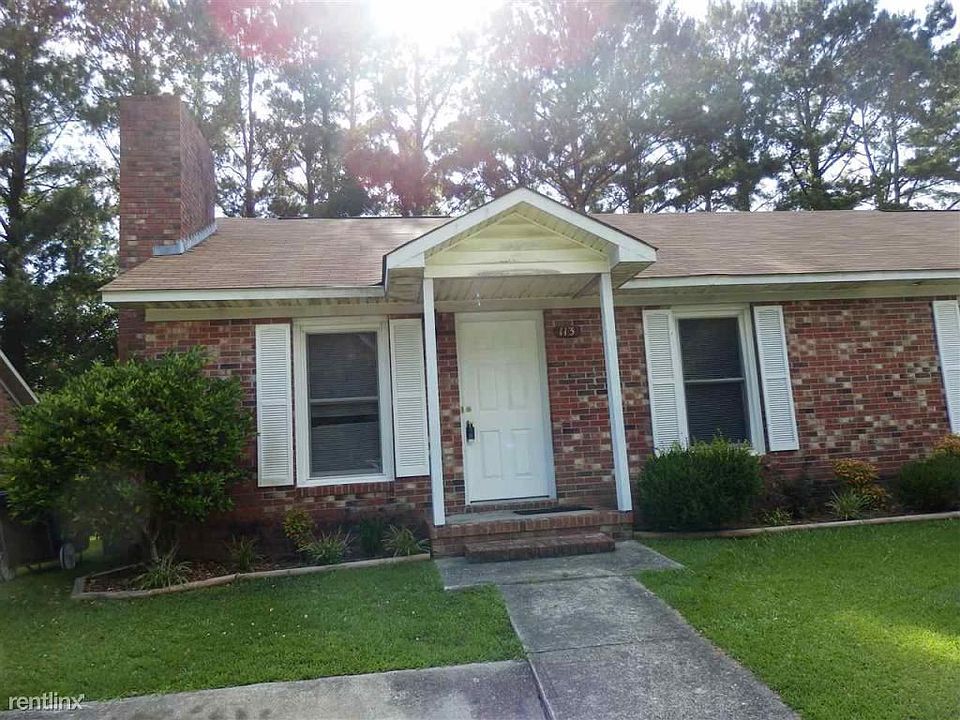 113 Windsor Ct.