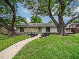 2824 Las Campanas Dr, Farmers Branch, TX 75234