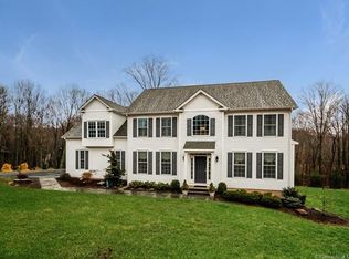 19 Andrew Pl, Southbury, CT 06488