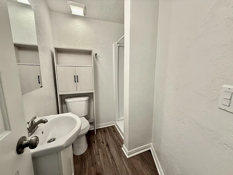 2535 Adams Ave #4 — Photo 10