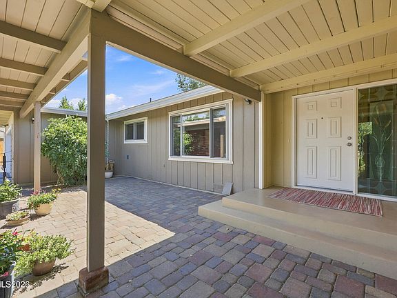 5th image of 13090 Stoney Brook Ct