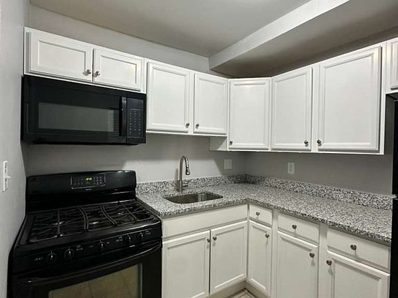 3rd image of 3600 Garrison Blvd APT T2