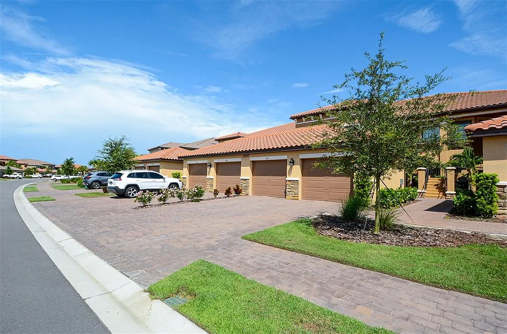 2 bed, 2.0 bath, 1528 sqft, $6,500 — Photo 1