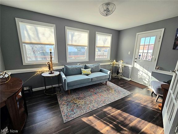 5th image of 1496 Brainard Rd