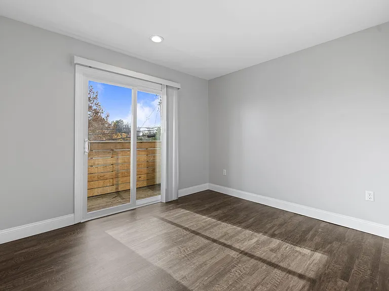 274 McCullough St #5 — Photo 8