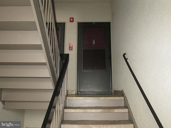 2nd image of 1024 Brinker Dr