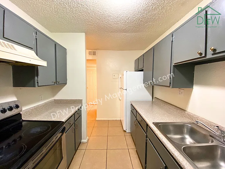 219 Fry St #1 — Photo 8