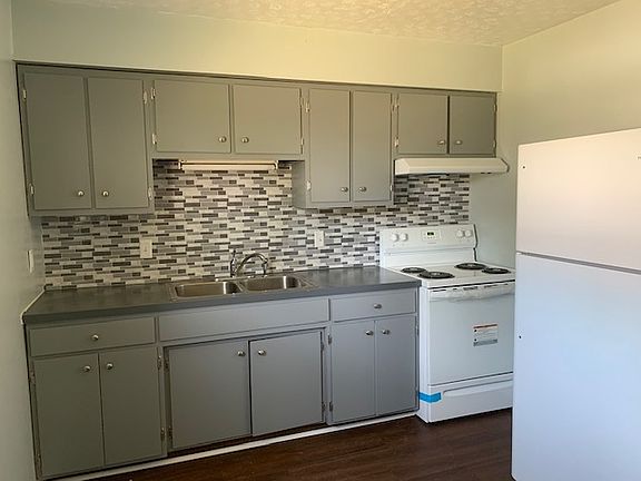4th image of 507 1st St APT 1