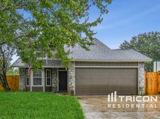 606 Radnor Ln, Jacksonville, FL 32221