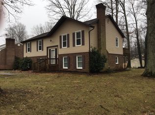 201 Powhatan Dr, Forest, VA 24551