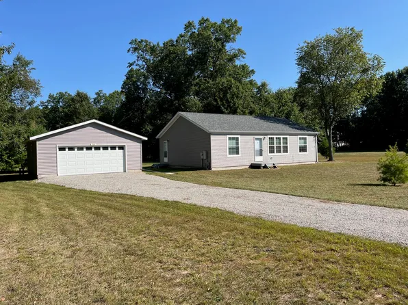 164 Hidden Hills Rd, Houghton Lake, MI 48629