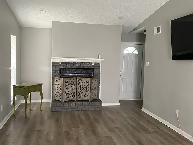 1005 Roy Pugh St — Photo 10