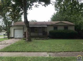 925 SE 35th Ter, Topeka, KS 66605