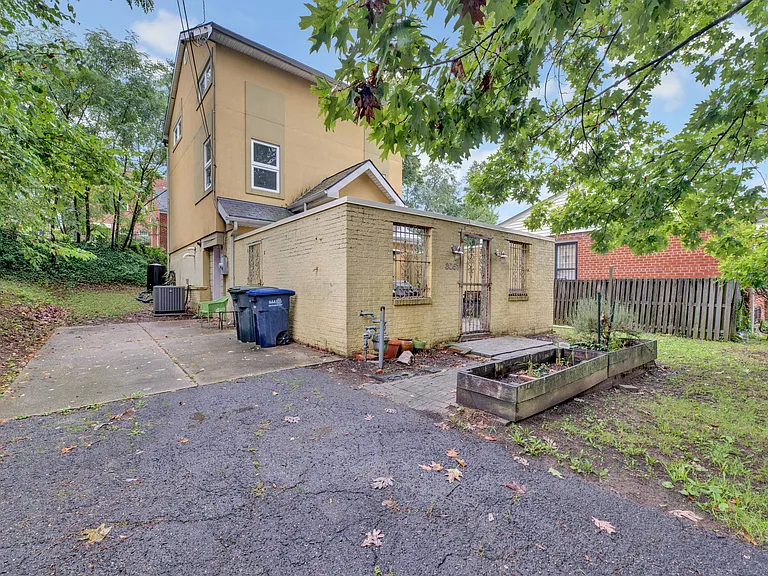 3051 N St SE — Photo 23