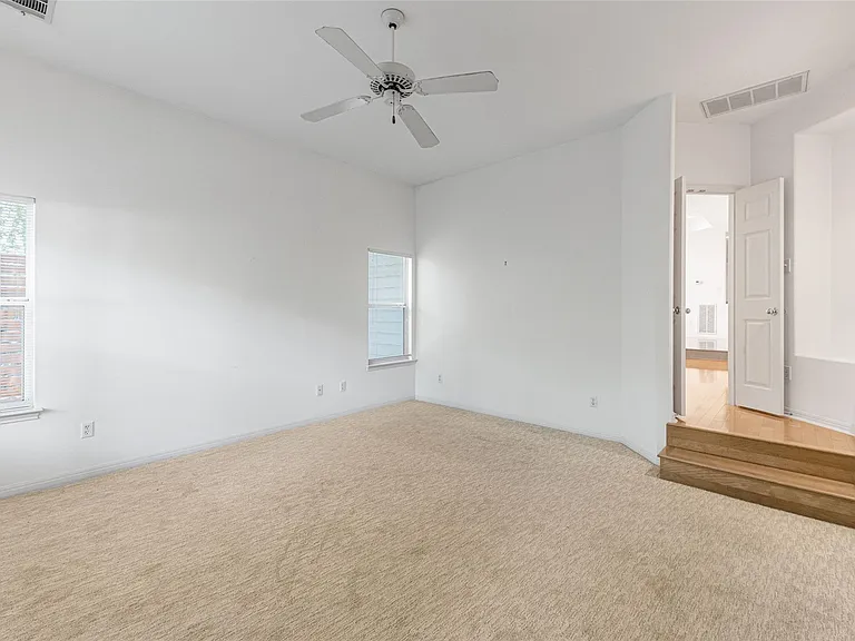 1621 Maggie Mayes St — Photo 22