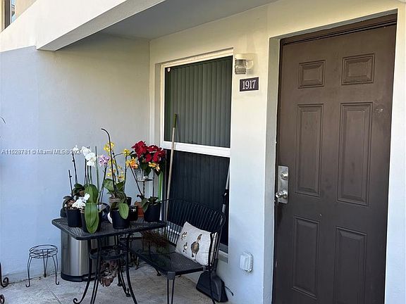 2nd image of 1917 NW 5th Pl #368