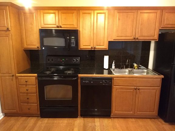4th image of 612 S Kenilworth Pkwy APT 1G