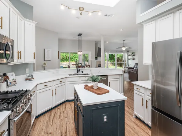 6509 Lake Forest Ln, Sachse, TX 75048