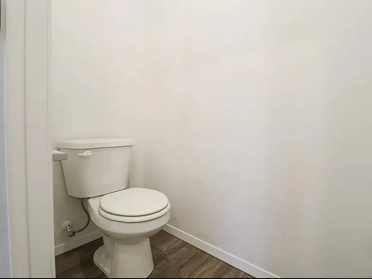 1331 E Honolulu Pl — Photo 43