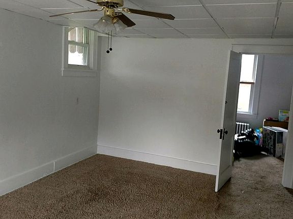 5th image of 305 Highland St #1